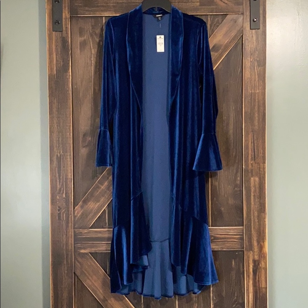 STUNNING Velvet Cardigan
